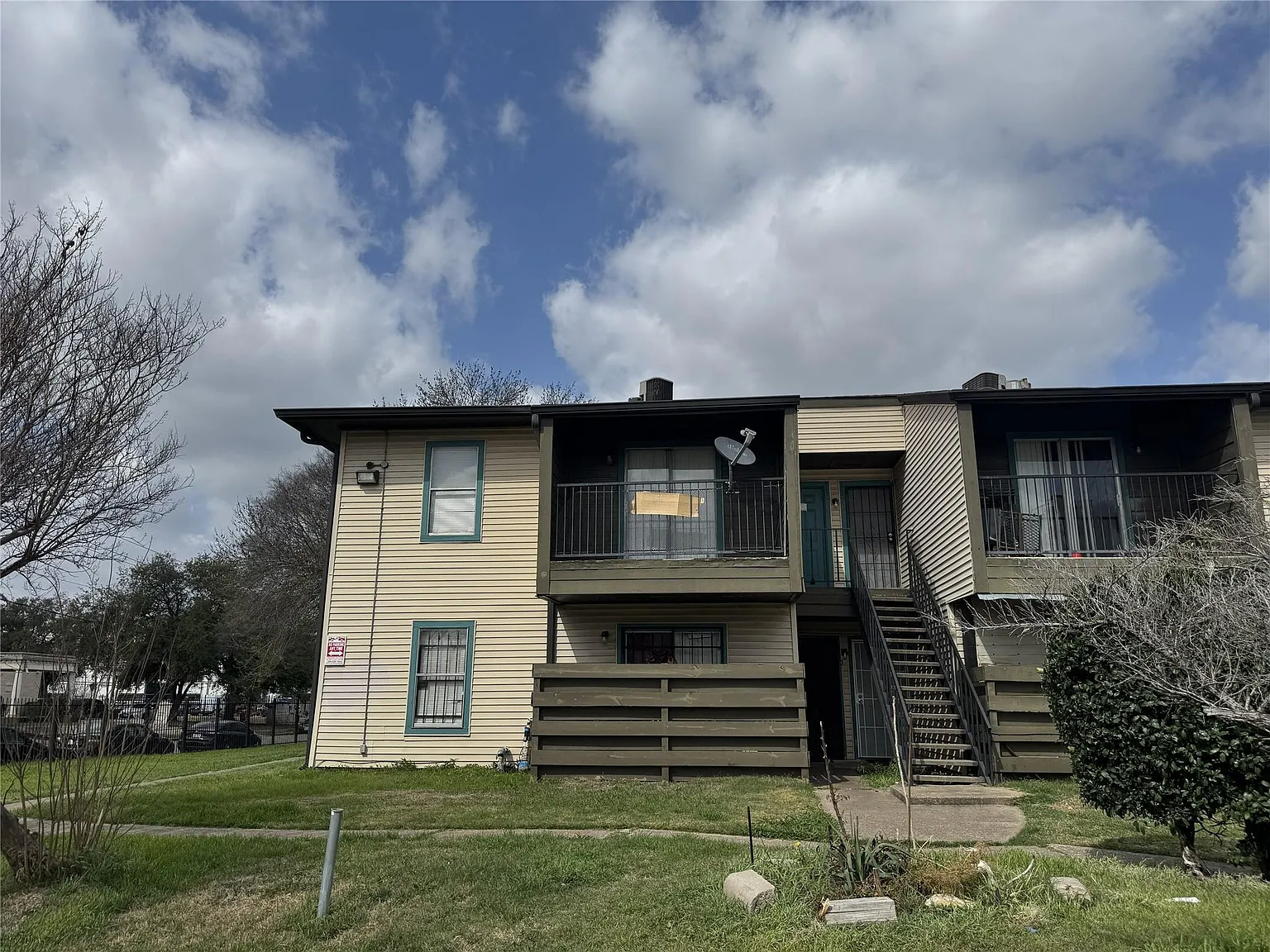 1 bed, 1.0 bath, 712 sqft, $900 — Photo 3