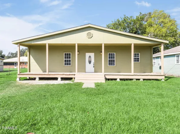 936 Patricia St, Rayne, LA 70578