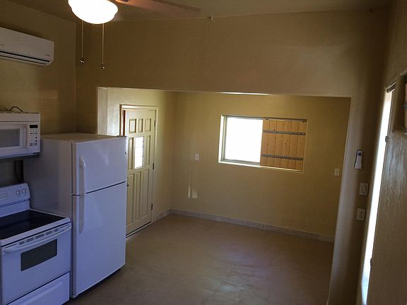 3rd image of 560 S Rubio Ave #3