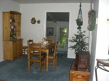 4th image of 662 Creasy Ave