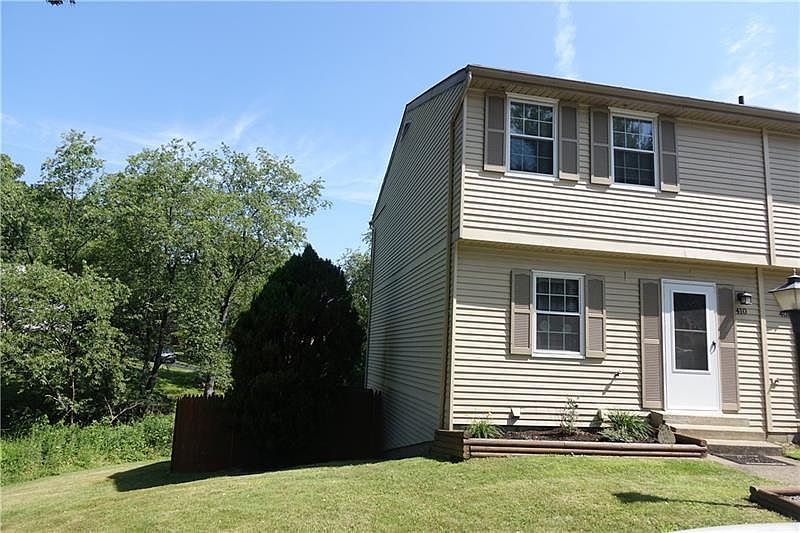 1st image of 410 Parkwood Dr