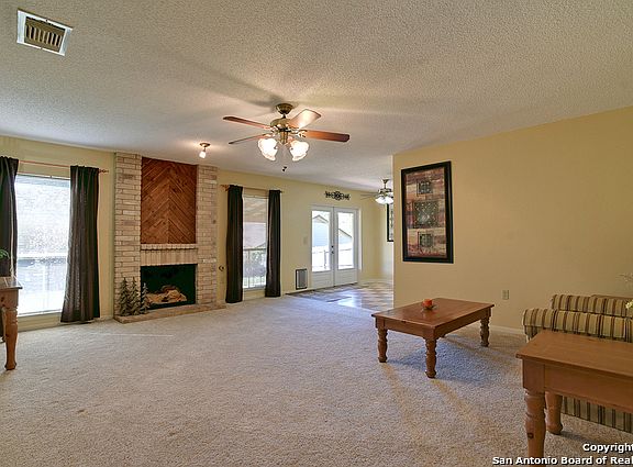 3rd image of 6006 Lonesome Pine St