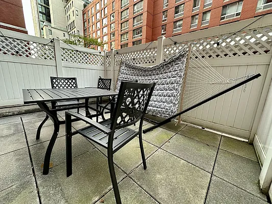 Rented by NY Living Solutions | media 18