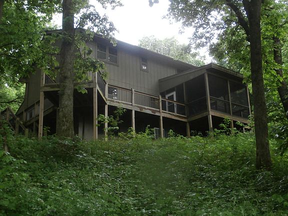 2nd image of 16190 Mona Ln
