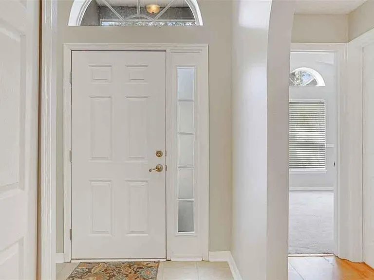 25002 Hyde Park Blvd — Photo 2