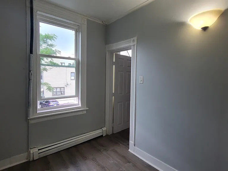 302 Summit Ave #1 — Photo 19