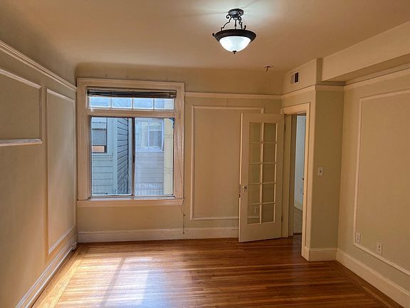 2nd image of 677 Oak St APT 6