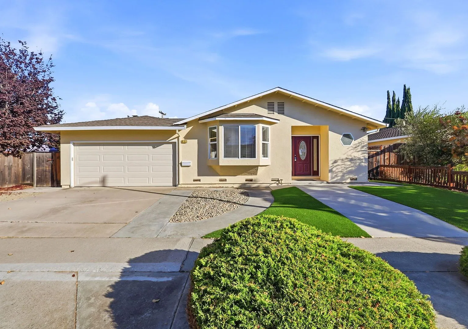 Available Now! Bright Single-Story Ranch with Updated Kitchen and Skylit Family Room — Photo 1