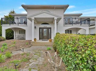 15423 Buena Vista Ave, White Rock, BC V4B1Y9