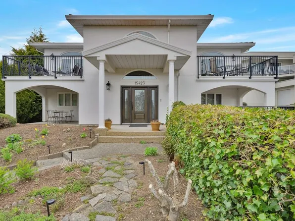 15423 Buena Vista Ave, White Rock, BC V4B 1Y9