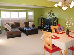 9217 Andrew Dr, Manassas Park, VA 20111