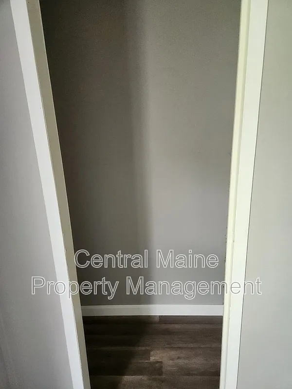 2 bed, 1.0 bath, $1,000 — Photo 3