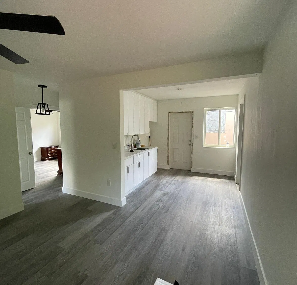 3 bed, $2,850 — Photo 3
