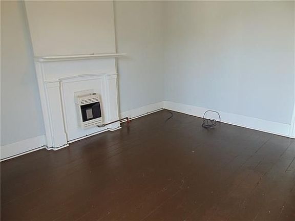 4th image of 4721 Constance St