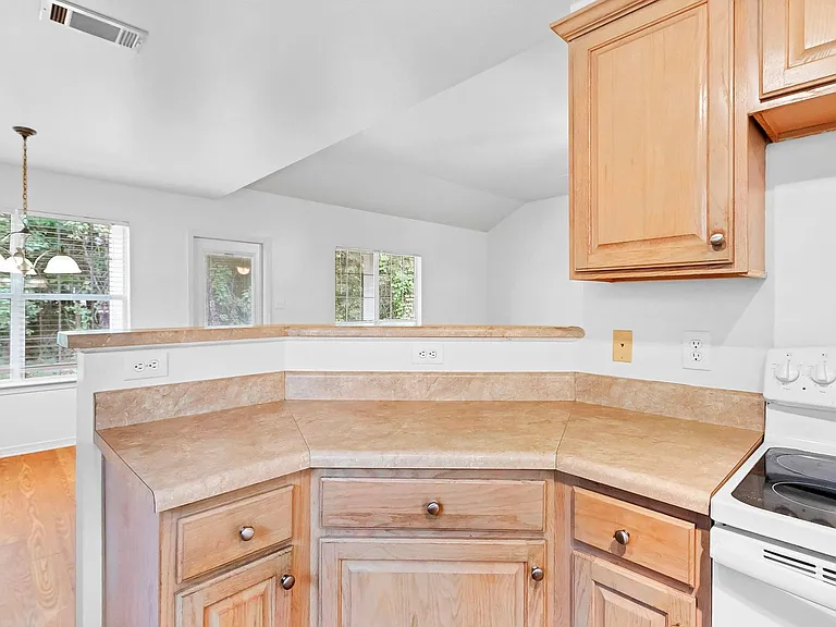 8352 Preakness Ct — Photo 13