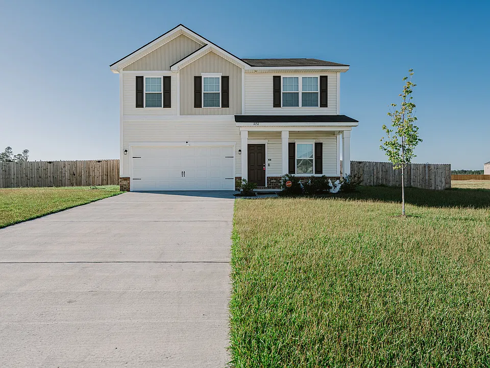 1052 Buckhead Loop SE