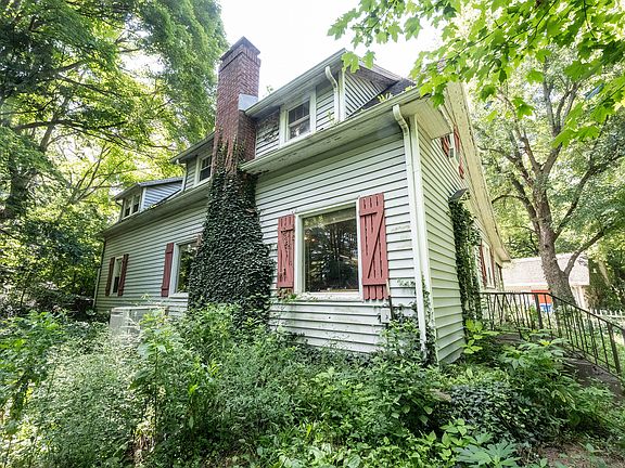 2nd image of 21586 State Road 37 N