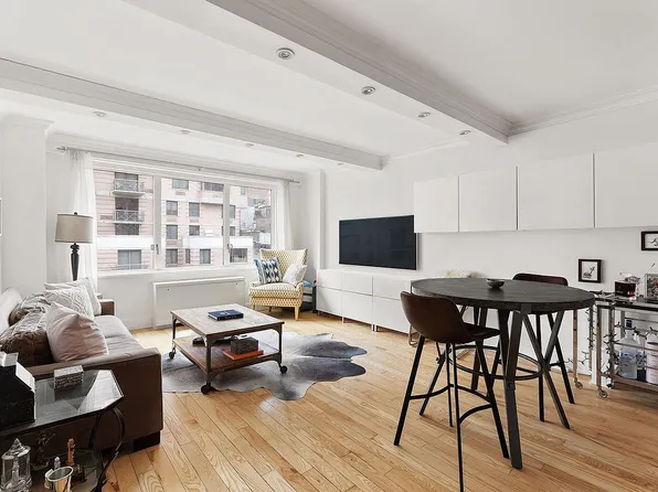 201 E 25th St APT 7F, Manhattan, NY 10010