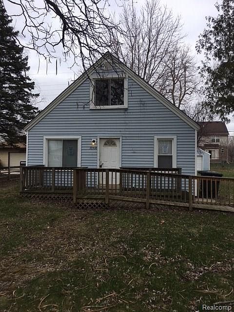 1st image of 33508 Beechwood St