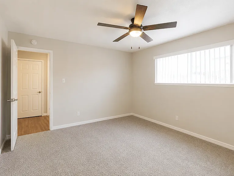 City Walk Apartments — Photo 6