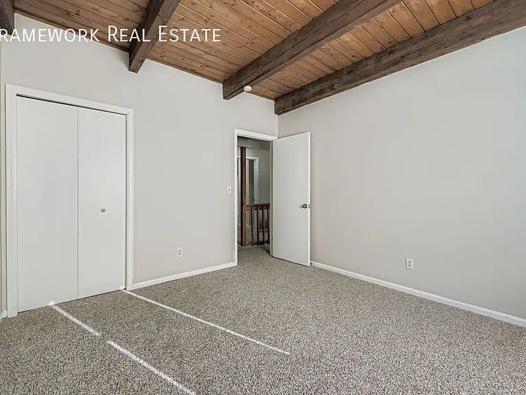 141 E Longs Peak Ave — Photo 16