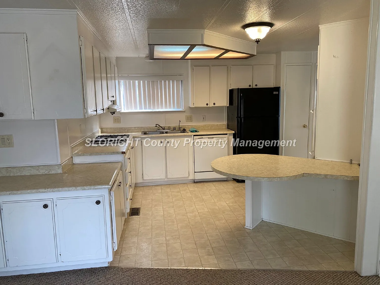 2 bed, 2.0 bath, $2,300 — Photo 4