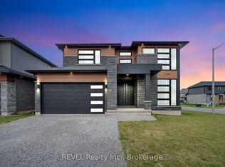 7365 Jonathan Dr, Niagara Falls, ON L2H3T3