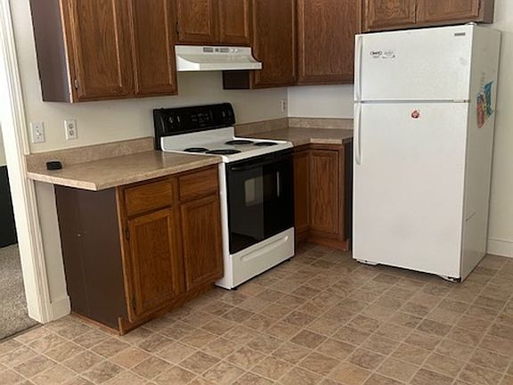 2nd image of 47 Foster Ln