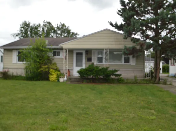 2808 Edison Rd, South Bend, IN 46615