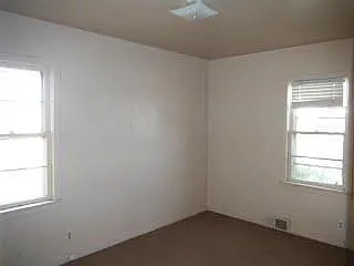 559 W 200 N — Photo 5