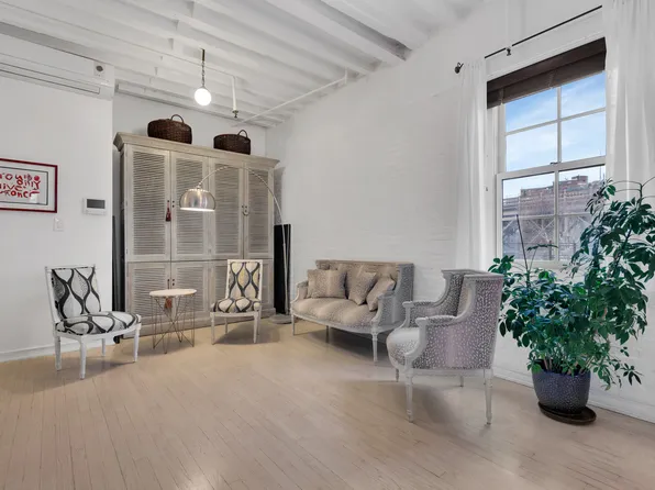 330 Pearl Street image 8 of 13