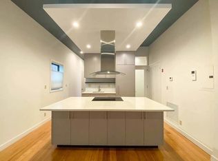 42-37 192nd St FLOOR 2, Flushing, NY 11358