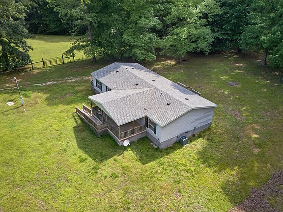 2nd image of 228 Shasteen Ridge Rd