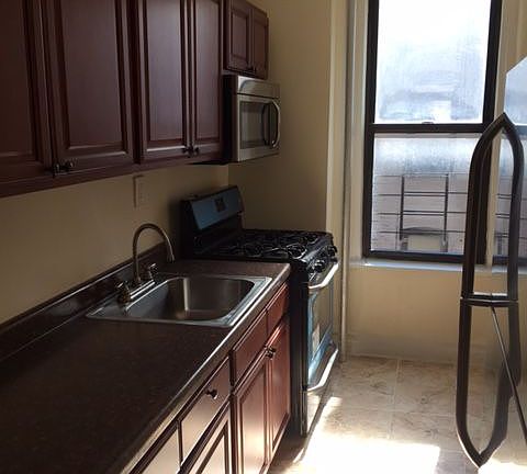 3rd image of 1315 Eastern Pkwy APT 3A