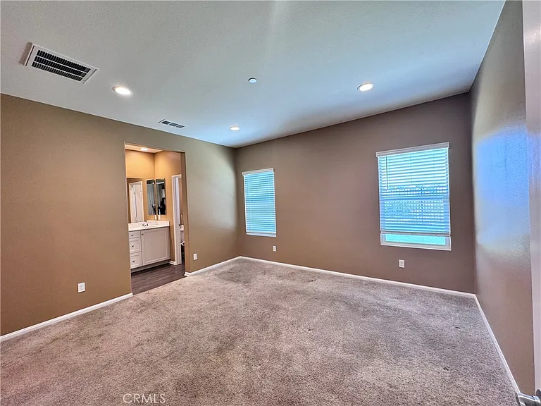 35282 Price St — Photo 8
