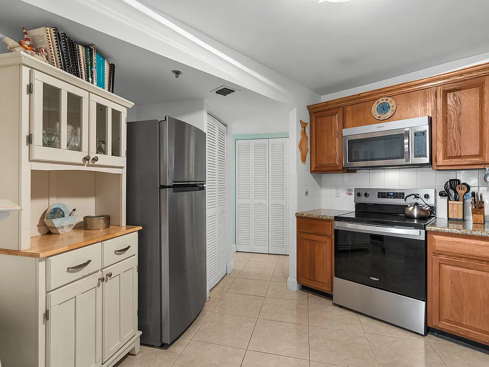 1361 S Ocean Blvd #303