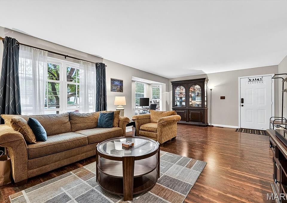 1st image of 189 Harvest Moon Ct #B