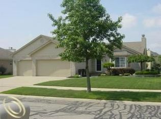 51495 Promenade Ln, New Baltimore, MI 48047