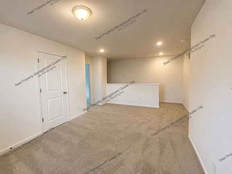 3105 Lilac Grove Dr — Photo 8