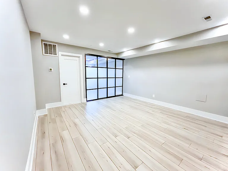 4014 Georgia Ave NW #C001 — Photo 18