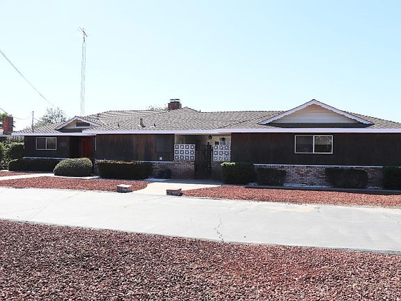 3rd image of 16743 Letteau Ave
