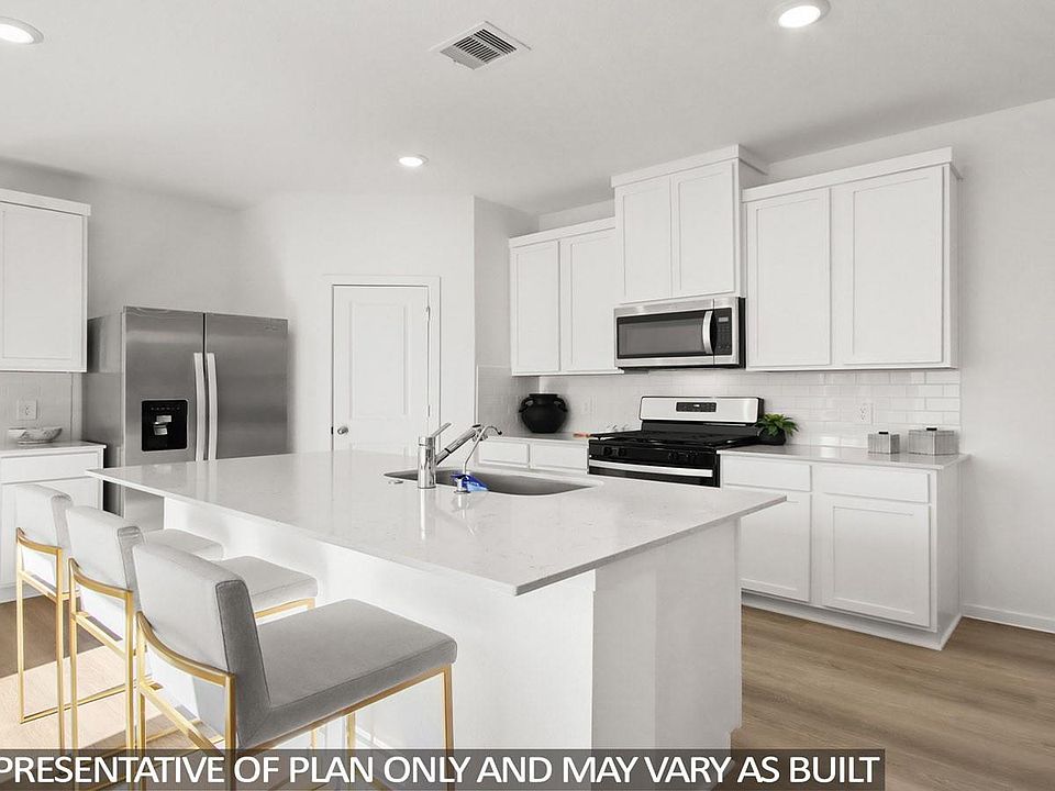 1st image of 256 Elm Spring Dr