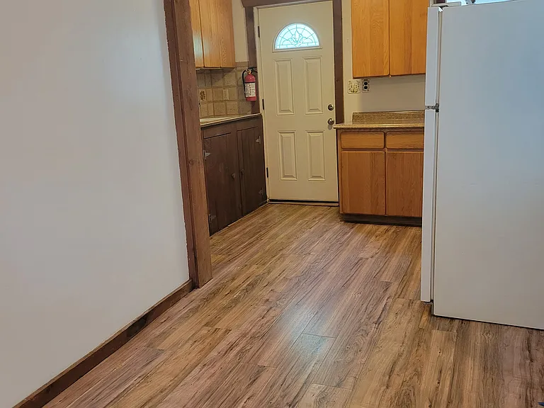 108 Magee Rd — Photo 3