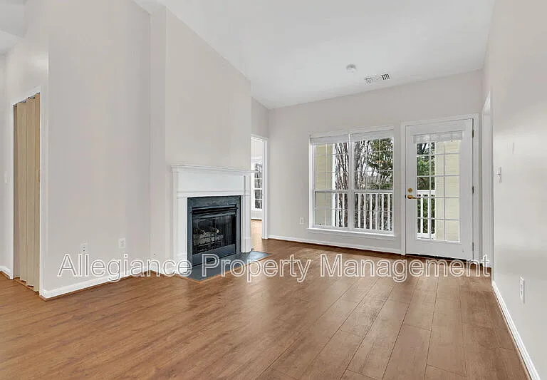 4560 Strutfield Ln #1414 — Photo 7