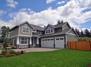 7002 100th St E, Puyallup, WA 98373