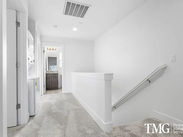 977 Creer Way #D-112 — Photo 48