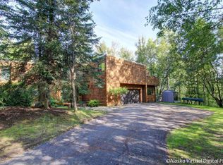 27339 Golden Eagle Ct, Chugiak, AK 99567