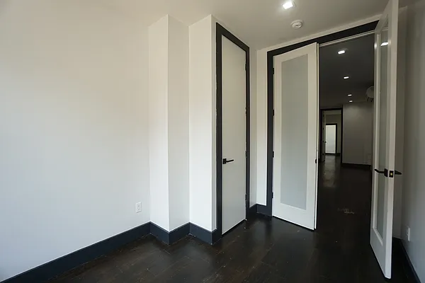 Rented by Rennit Inc. | media 34