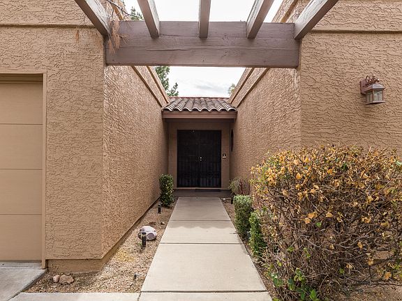 4th image of 6231 E Kelton Ln