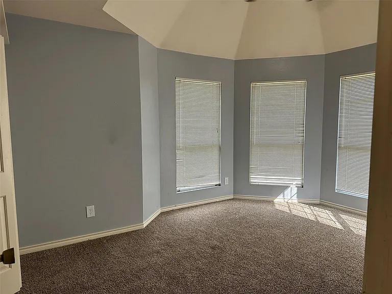 33615 Dobbin Huffsmith Rd — Photo 28